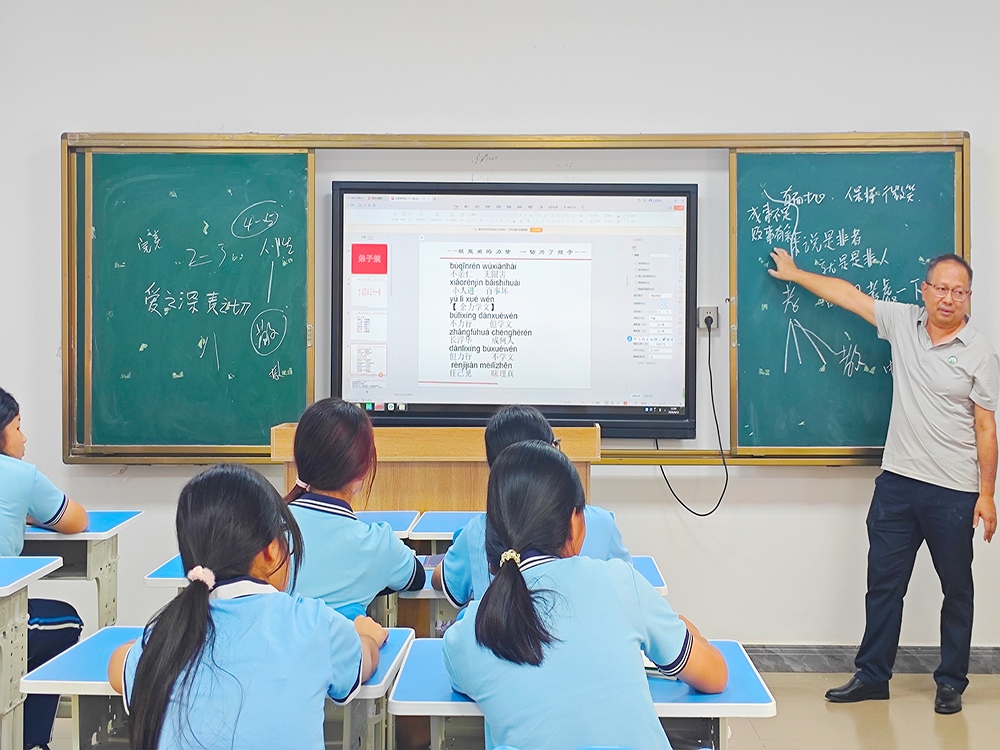 甘南正规孩子不听话教育改变学校怎么联系